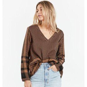 Cecilie Copenhagen V Neck A-Line Cotton Blouse